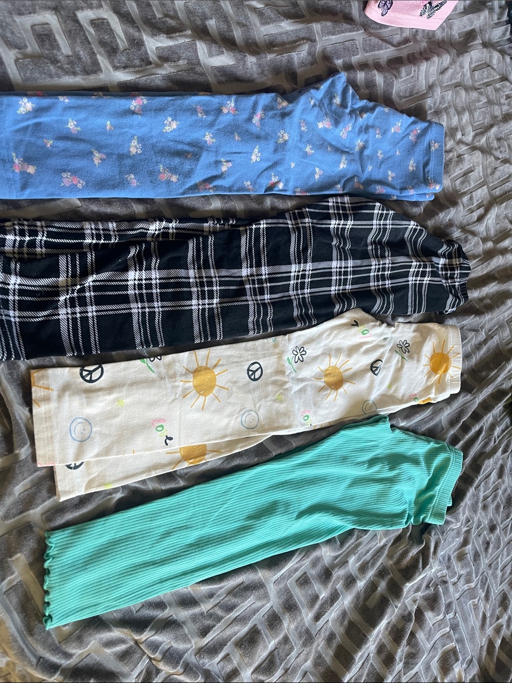 Kids leggings hunde - Blue Floral, Black Plaid, Cream Sun Print & Mint Ribbed